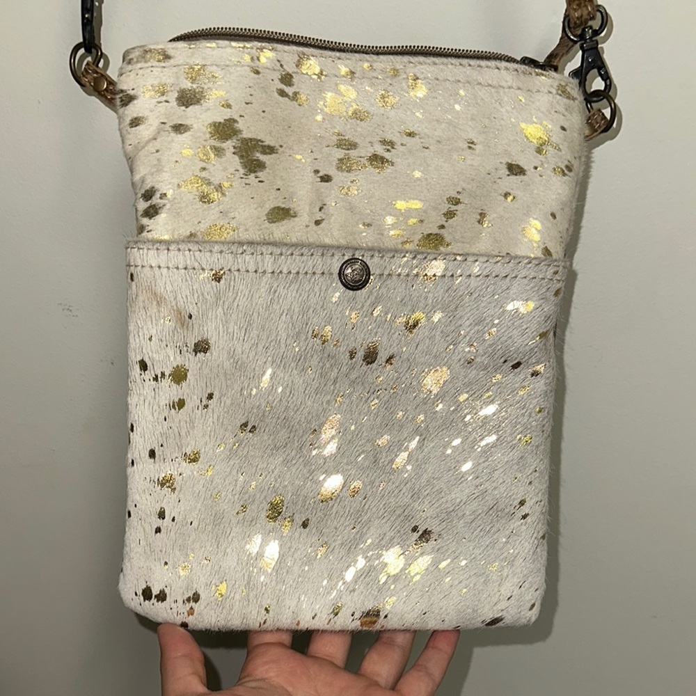 Myra crossbody bag